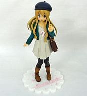 駿河屋 中古 琴吹紬 卒業旅行ver 一番くじプレミアム 映画 けいおん D賞 プレミアムフィギュア フィギュア
