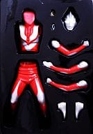 駿河屋 中古 ウルトラマンティガ パワータイプ ウルトラマンティガ ソフビ製塗装済み組立キット 特別仕様1000個限定 フィギュア