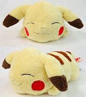 駿河屋 中古 ピカチュウ リラックス I Love Pikachu でっかいふわふわ寝そべりぬいぐるみ ポケットモンスター ぬいぐるみ