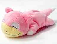 駿河屋 中古 ヤドン おやすみver くったりぬいぐるみ ポケットモンスター ポケモンセンター限定 ぬいぐるみ