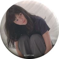 駿河屋 中古 川口春奈 体育座り 缶バッジ 川口春奈ファンイベント18 ガチャガチャ景品 バッジ ピンズ