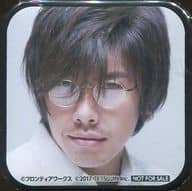 駿河屋 中古 佐藤拓也 丸メガネ オリジナルコースター型ミニ缶バッジ 佐藤拓也の やれます カラオケの鉄人 Vol 2 ドリンク注文特典 バッジ ピンズ