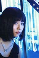 駿河屋 中古 ランクb 島崎遥香 バストアップ 衣装黒 ネックレス 2lサイズ 写真集 ぱるる 困る 福家書店イベント Akb48