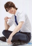 駿河屋 中古 和田琢磨 御幸一也 全身 座り あぐら 制服白 右手指差し 体左向き Bセット 舞台 ダイヤのa The Live Iii 生写真 2 5次元ミュージカル