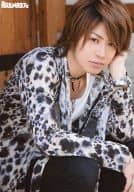 駿河屋 中古 Vivid シン 衣装黒白 左手顔 右手前 座り Arena37 C Presents Vivid In ソウル 特典 その他男性