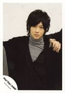 駿河屋 中古 Hey Say Jump 森本龍太郎 上半身 衣装黒 タートルネック白 黒 ボーダー柄 カメラ目線 公式生写真 Hey Say Jump