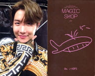 駿河屋 中古 防弾少年団 J Hope ジェイホープ 裏面茶 イラスト Dvd Bts Japan Official Fanmeeting Vol 5 Magic Shop 19 封入特典フォトカード 男性コレクションカード